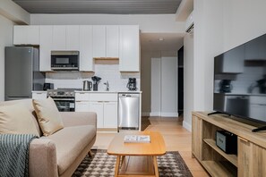 Interior - Blueground | Downtown Crossing, view, nr Boston Common (Boston)