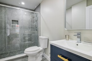 Hair dryer, towels - Blueground | Downtown Crossing, view, nr Boston Common (Boston)