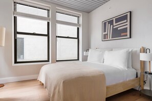 熨斗/熨衣板、WiFi、床单