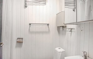 Shower - 1 bedroom amazing home in Ystad (Ystad)