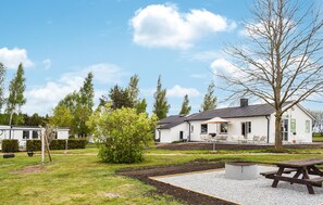 Exterior - Beautiful home in Ystad (Ystad)
