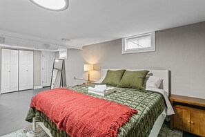 アイロン / アイロン台、WiFi、ベッドシーツ