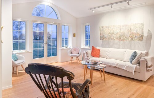 Lovely home in Säby with house sea view