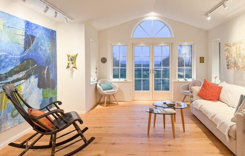 Lovely home in Säby with house sea view