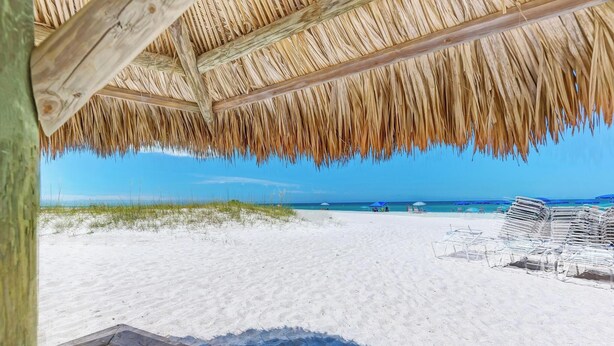 Unclassified image, 1 of 72, button - Gulf to Bay Island Oasis (Bradenton Beach)