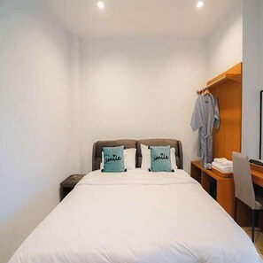 Jacuzzi Room | Minibar, desk, free WiFi, bed sheets - Villanin Hotel & Spa Golden Triangle (Chiang Saen)