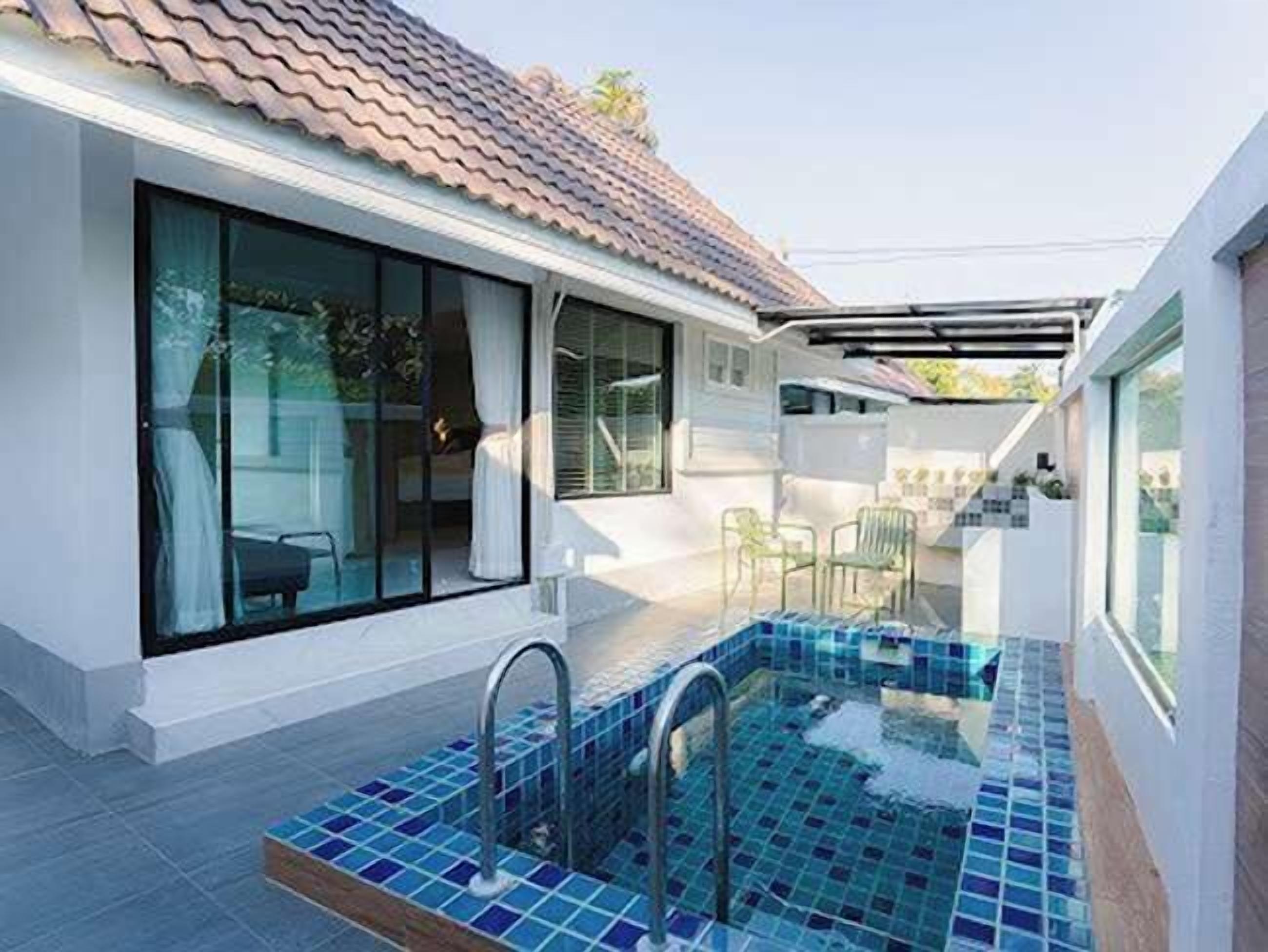 Pool Villa | มินิบาร์, โต๊ะทำงาน, Wi-Fi ฟรี, ผ้าปูที่นอน