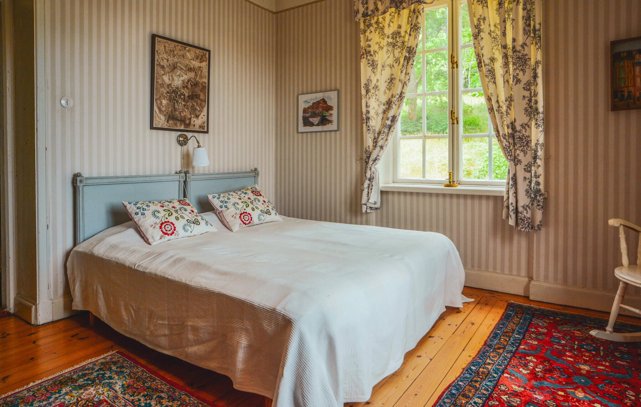 Lit parapluie, Wi-Fi gratuit