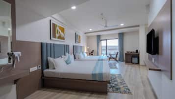 Escritorio, espacio para trabajar con laptop y insonorización