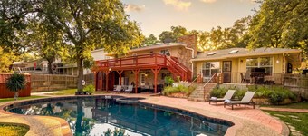 5BR San Antonio Home - Large Private Pool, Covered Patio, BBQ & Outdoor Games