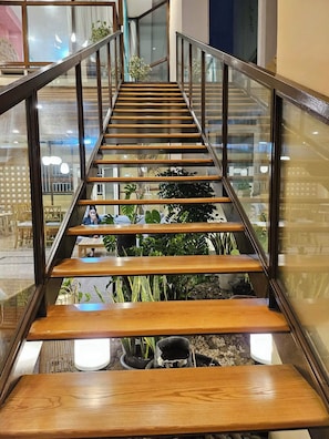 Classic Apartment, City View | Interior - HOANG ANH GOLD HOUSE APARTMENT (Nha be)