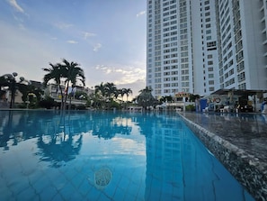 Outdoor pool - HOANG ANH GOLD HOUSE APARTMENT (Nha be)