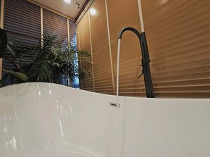 Classic Apartment, City View | Bathroom - HOANG ANH GOLD HOUSE APARTMENT (Nha be)