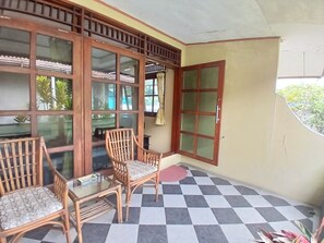 Deluxe Double Room, Balcony | Terrace/patio - Cibulan Indah Hotel (Bogor)