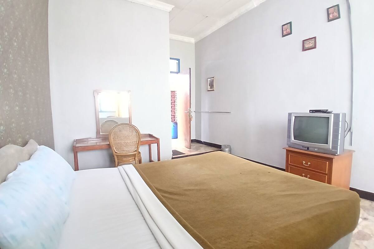 Habitación Deluxe doble, balcón | Escritorio, espacio para trabajar con un portátil, wifi gratis