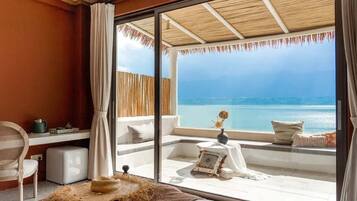 Superior Double Room, Sea View | Down comforters, minibar (free items), desk, laptop workspace