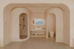 Senior Double Room, Sea View | Bathroom - Dali Pure-Soul Seaview Resort Hotel (Dali)