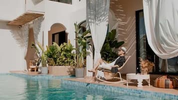 Signature Double Room, Sea View | Down comforters, free minibar, desk, laptop workspace