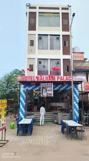 Fachada del alojamiento