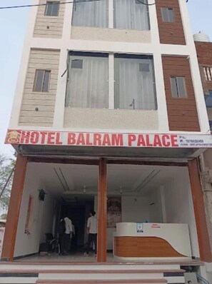 Fachada del alojamiento