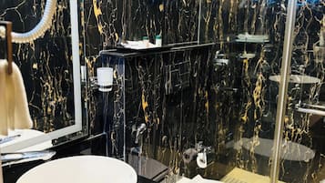 Towels, soap, shampoo, toilet paper