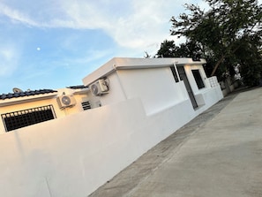 Exterior - Kantares 1 to 4 min Airport and the Best Beach (Carolina)