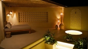 Habitación superior, vistas a la piscina | Terraza o patio