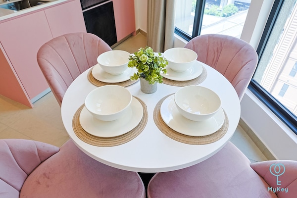 Grand Suite | Kalis bunyi, seterika/papan seterika, Wi-fi percuma