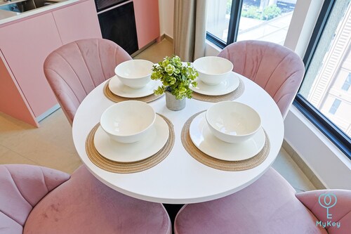 Paxtonz by Mana Mana