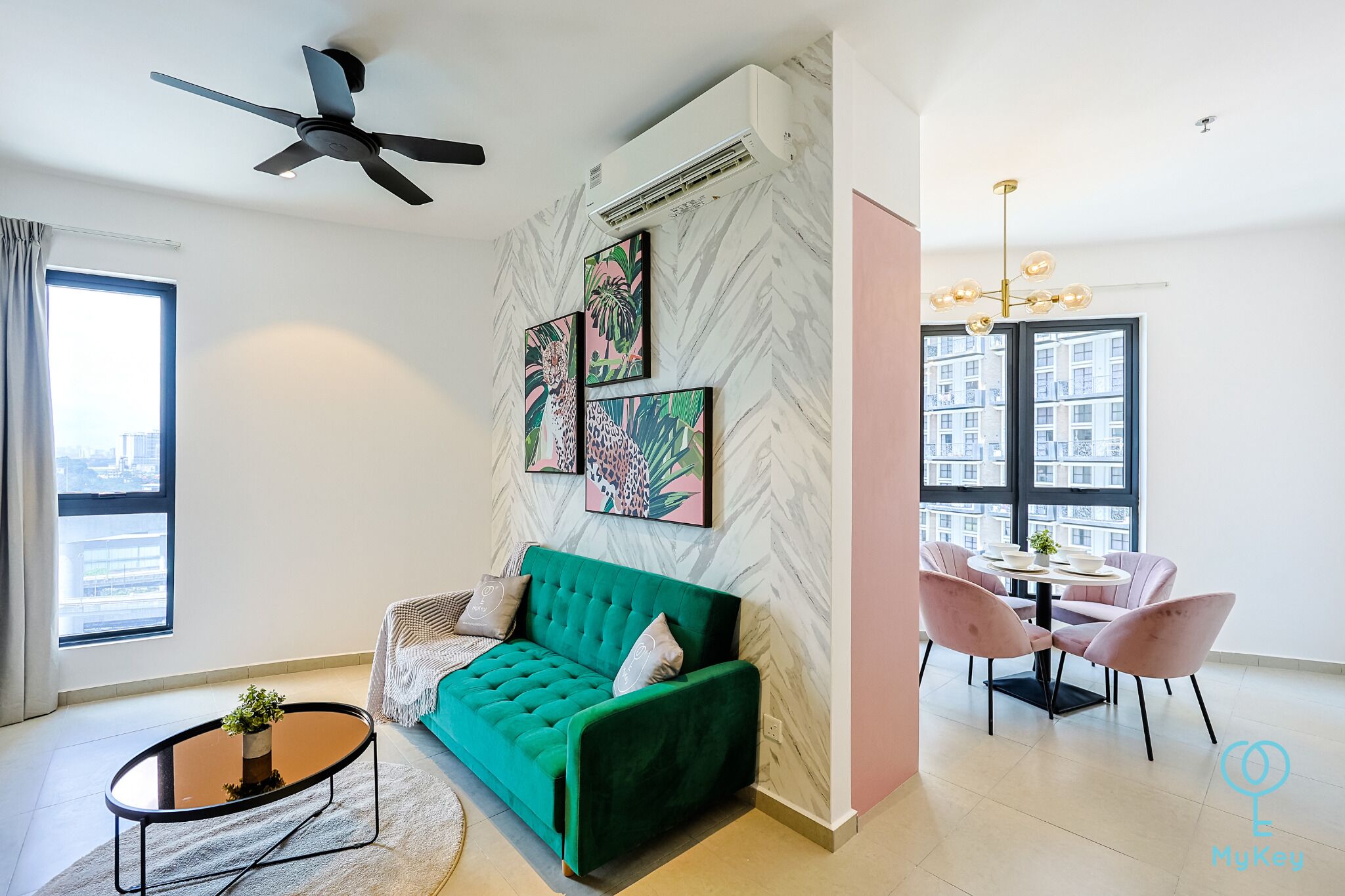 Grand Suite | Iron/ironing board, free WiFi