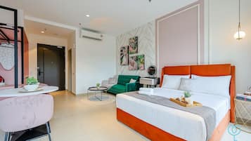 Design Studio | Soundproofing, iron/ironing board, free WiFi