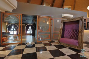 Lounge no saguão