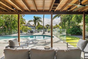 Pool - Luxe Waterfront Home: Pool, Pontoon w Ocean Access (Mooloolaba Region)