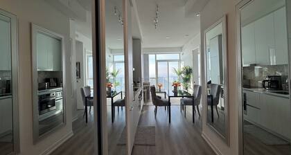 Prestige Top Floor Series | 1-Bedroom Condo at Vaughan Metropolitan Centre