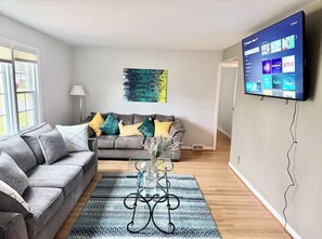 Smart-tv och bordsfotboll