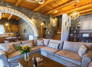 Living area - Ampelonas Vilana stone vila Nature-inspired retreat! (Koxare)