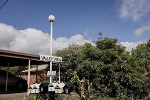 Property grounds - Valley View 6 | Lenah Valley (Hobart City)