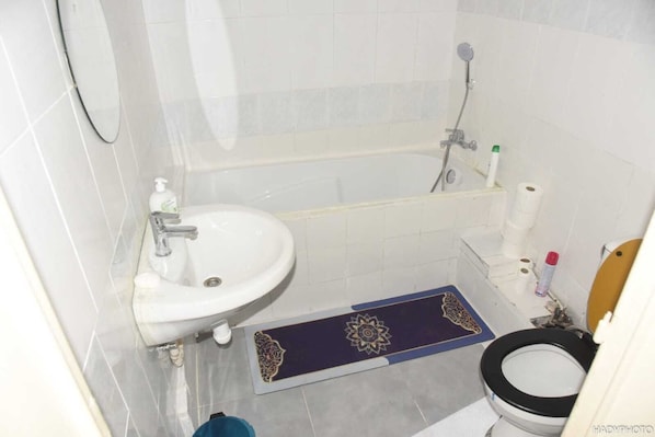 Towels, soap, toilet paper