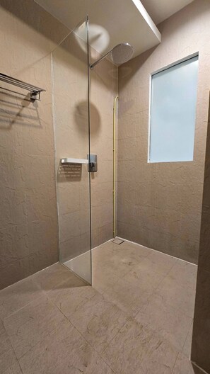 Condo, 1 Bedroom, Smoking, Balcony | Bathroom - Samui Home Apartmán v Meste Plai Laem Koh Samui (Koh Samui)
