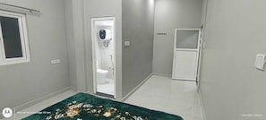 스탠다드룸 | 각각 다른 스타일의 인테리어, 무료 WiFi, 침대 시트