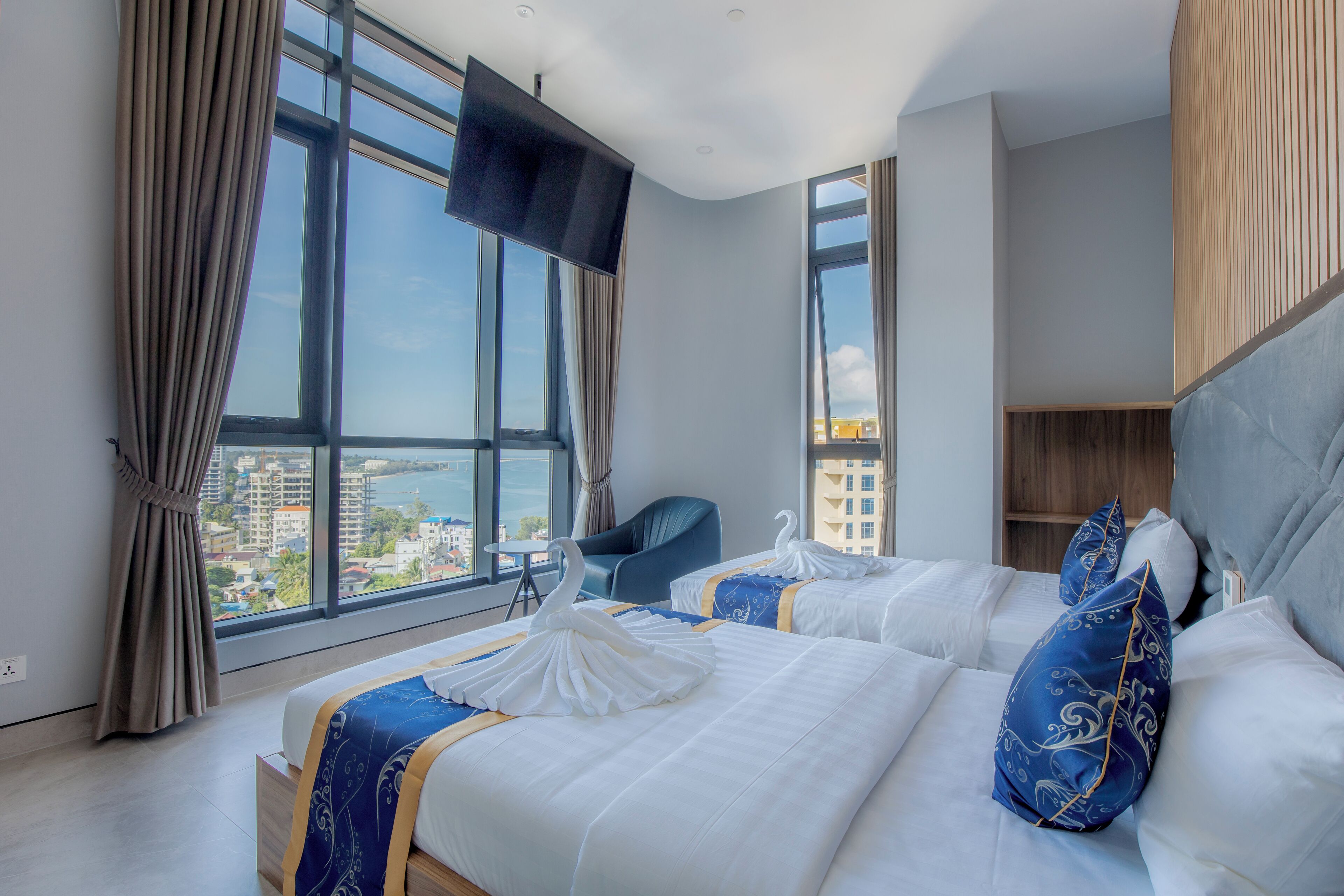 Family Room, Balcony, Sea View | Free WiFi, bed sheets