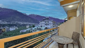 Deluxe Room | Free WiFi