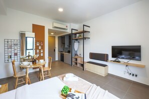 Tabla de planchar con plancha y wifi gratis 