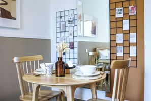 Tabla de planchar con plancha y wifi gratis 