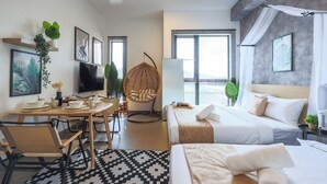 Premium-Vierbettzimmer | Bügeleisen/Bügelbrett, kostenloses WLAN