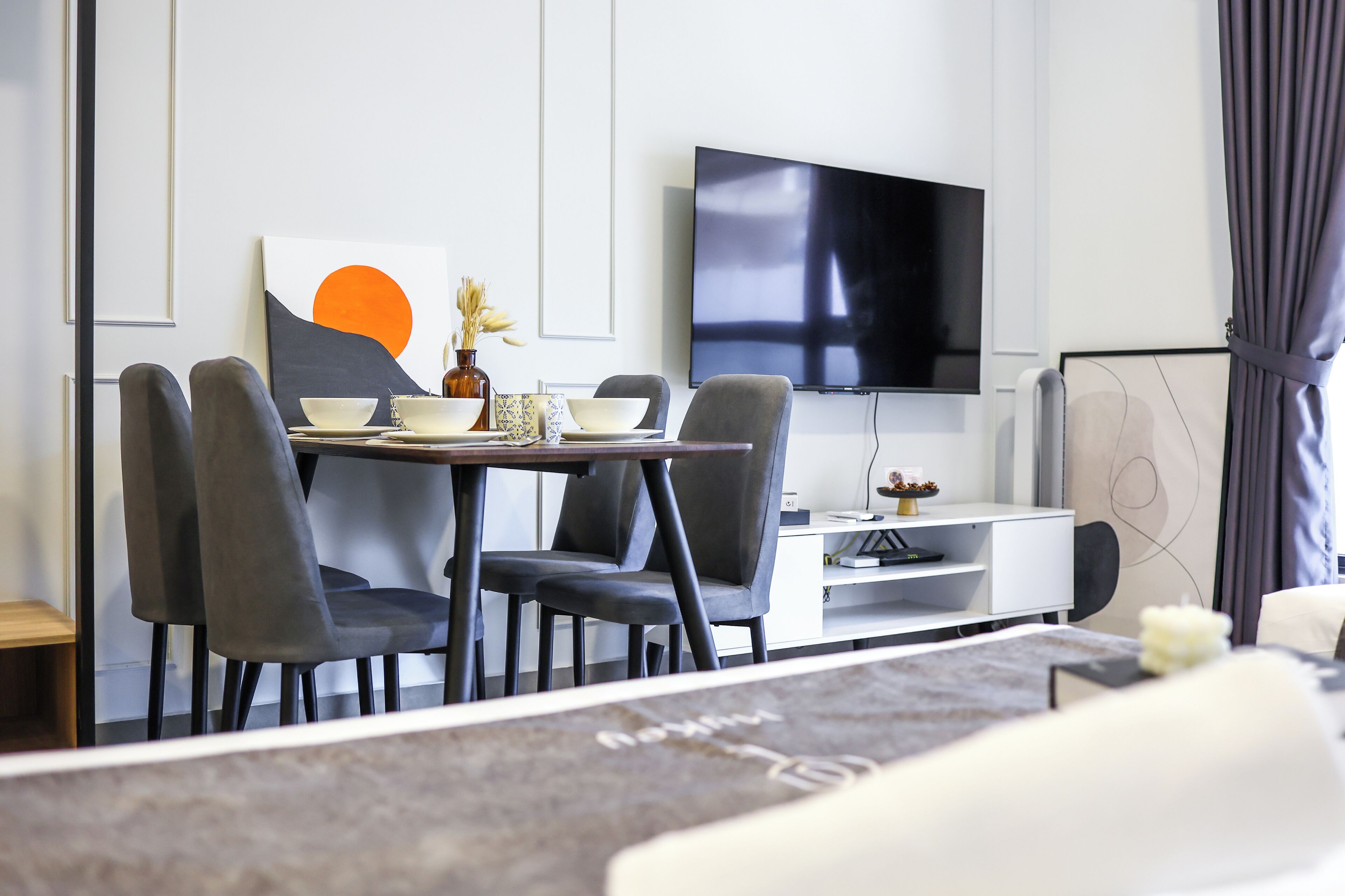 Iron/ironing board, free WiFi