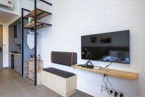 Een strijkplank/strijkijzer, gratis wifi