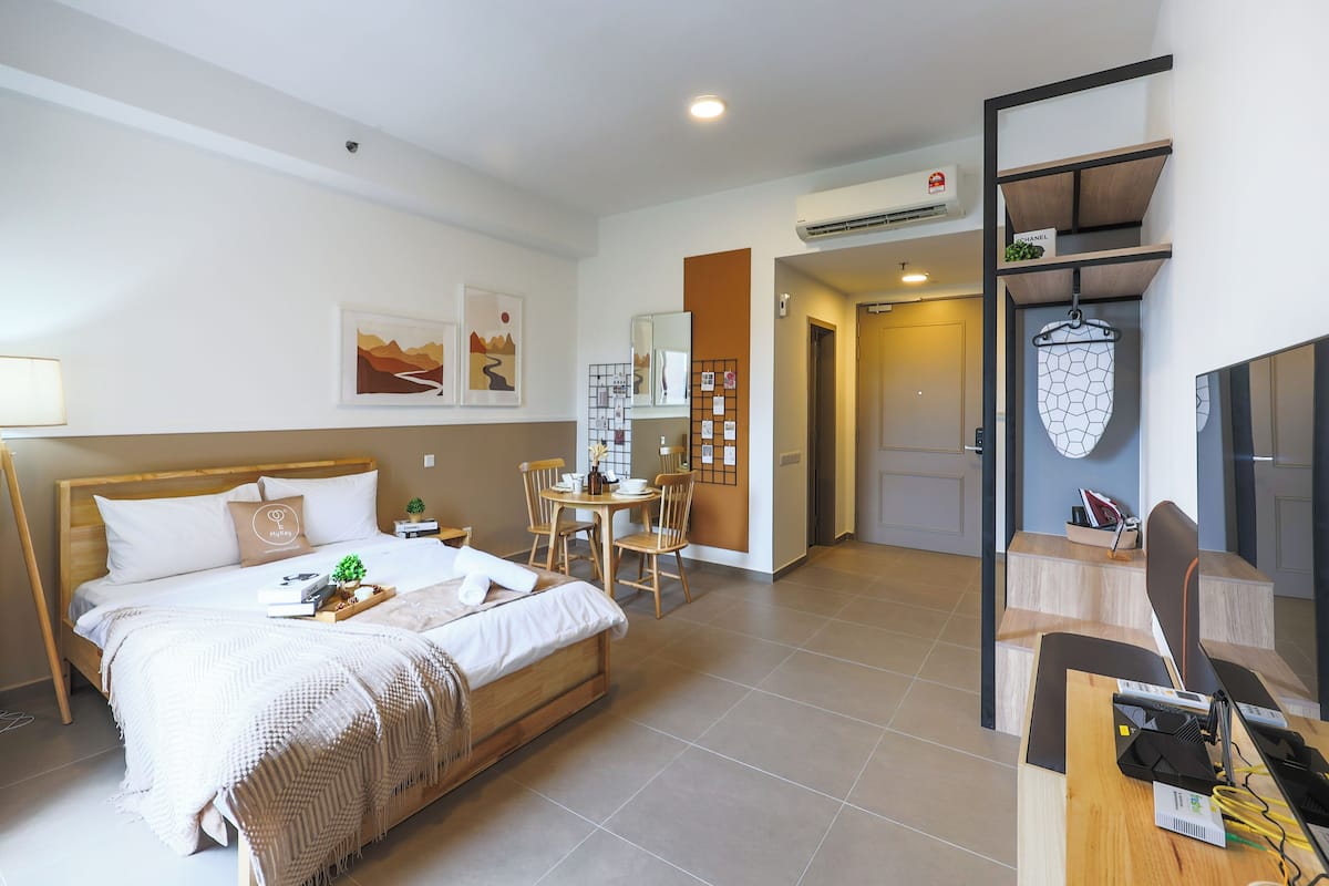 Tabla de planchar con plancha y wifi gratis