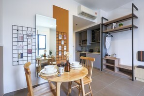 Bügeleisen/Bügelbrett, kostenloses WLAN