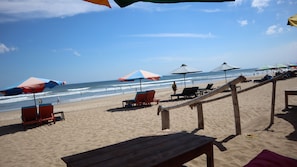 Beach - Kampi Hotel Legian (Legian)